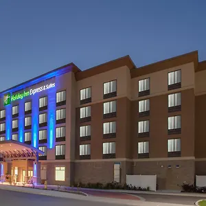 https://holiday-inn-express-and-suites-ottawa-east-orleans.ottawa-hotel.net